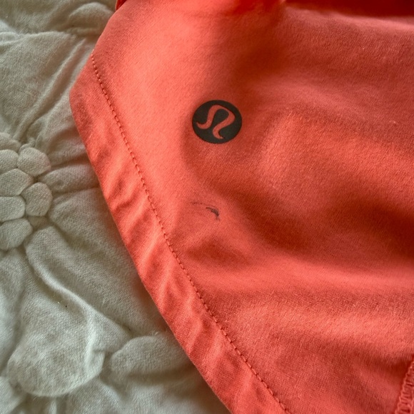 Lululemon Speed Shorts - Picture 6 of 8